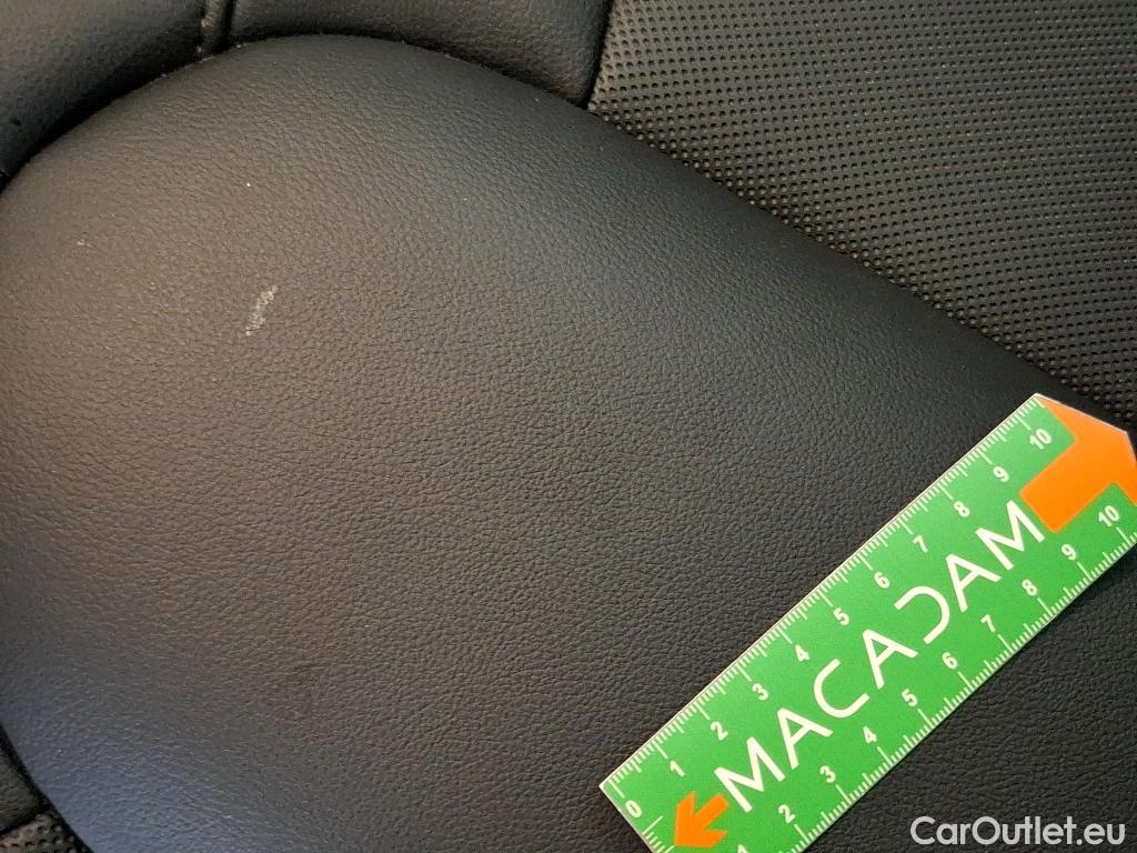  Mini  Cooper MINI Mini / 2021 / 5P / Berline One Edition Camden 102 ch BVA7 #5