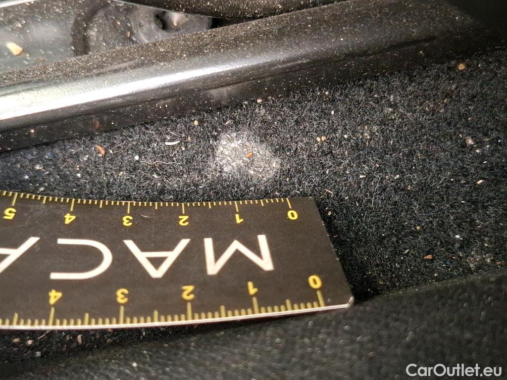  Peugeot  2008  Allure Business 1.2 PureTech 130CV BVA8 E6d #28