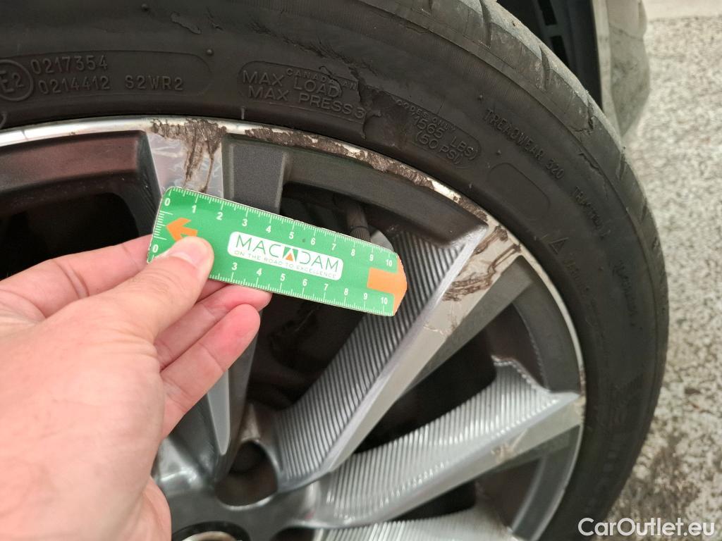  Nissan  Qashqai NISSAN  / 2017 / 5P / Crossover 1.5 DCI 115 DCT Tekna+ #37