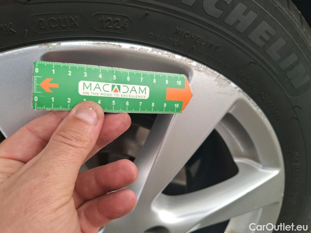  Opel  Corsa  F Edition Business 1.2 Turbo 100CV BVM6 E6d #40