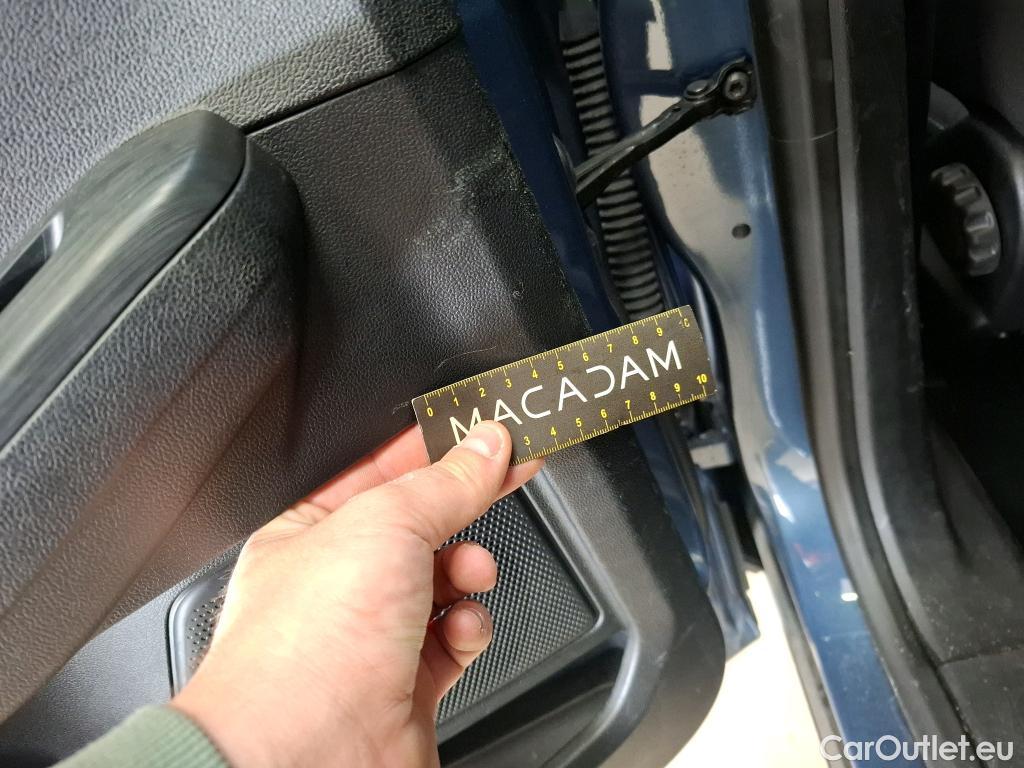  Ford  Kuga FORD  / 2019 / 5P / SUV 190 Hybrid I-AWD(FHEV) Powershi Titanium #73