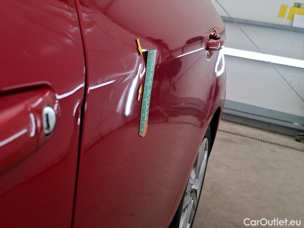  Peugeot  208  Allure Business 1.2 PureTech 110CV BVM6 E6dT #42