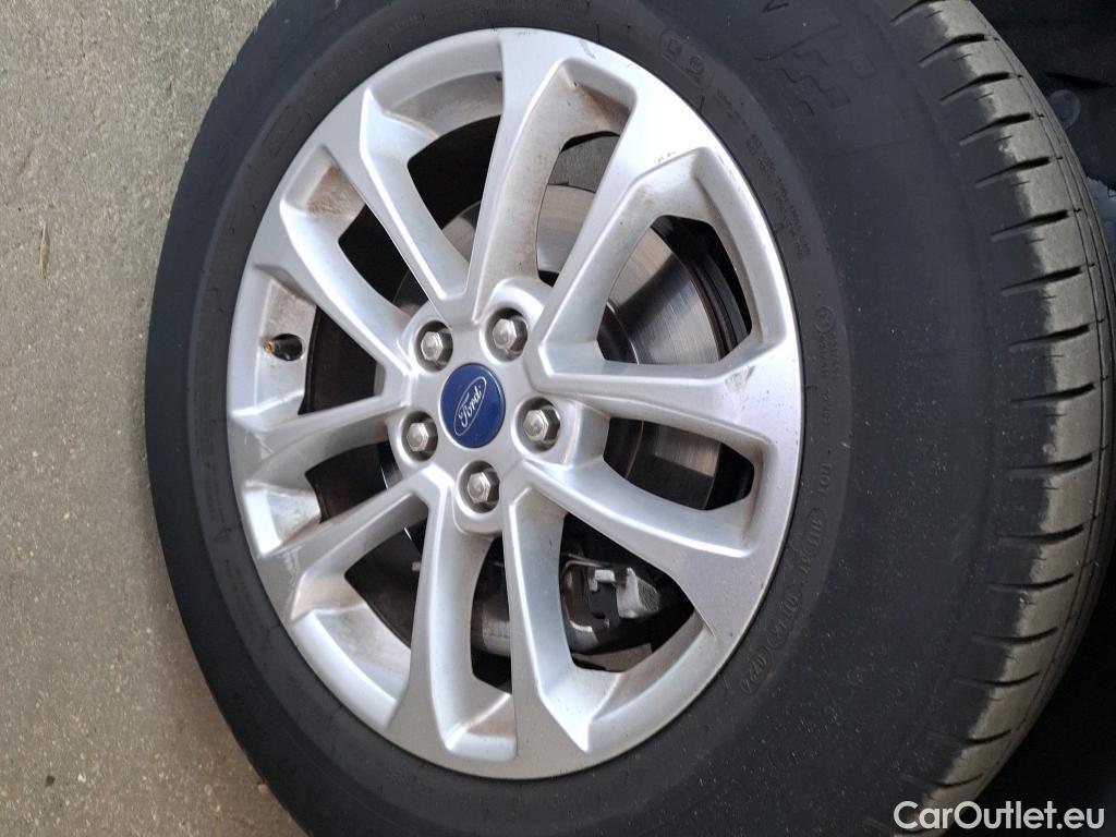  Ford  Kuga FORD  / 2019 / 5P / SUV 190 Hybrid I-AWD(FHEV) Powershi Titanium #37