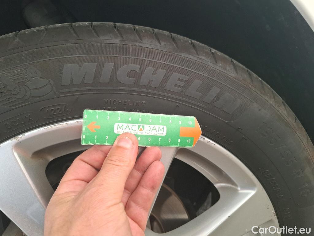  Opel  Corsa  F Edition Business 1.2 Turbo 100CV BVM6 E6d #31