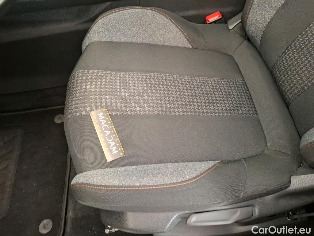  Peugeot  3008  Active Business 1.2 PureTech 130CV BVA8 E6d #17