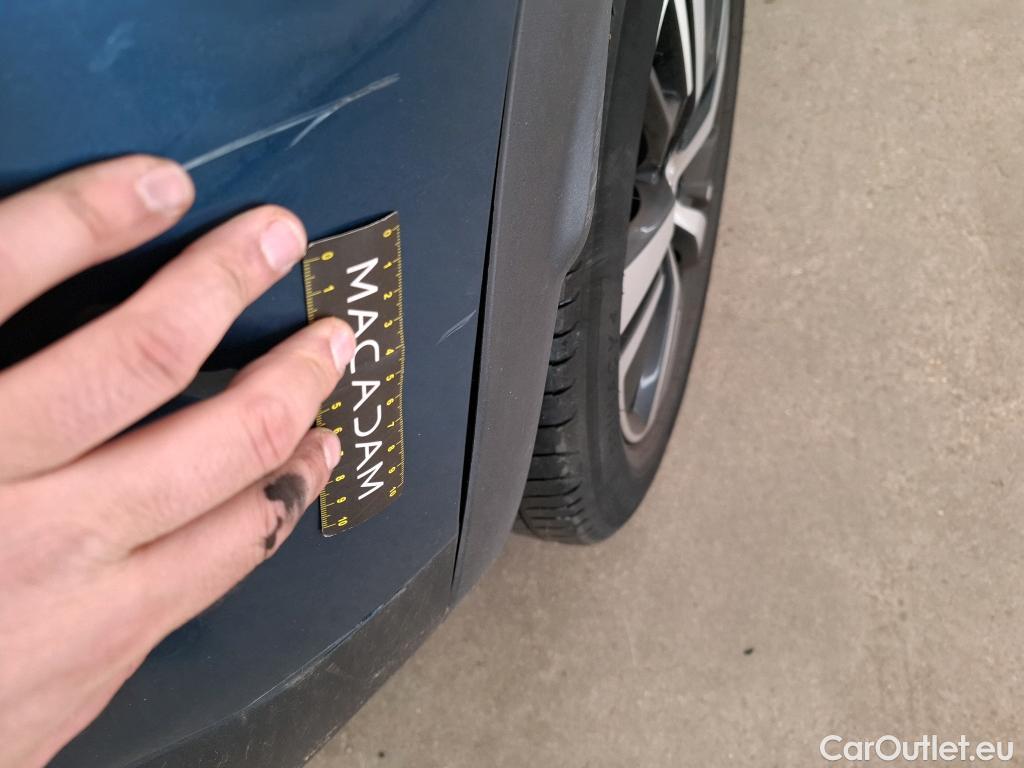  Peugeot  3008 PEUGEOT  / 2020 / 5P / SUV PureTech 130 S&S EAT8 GT #46