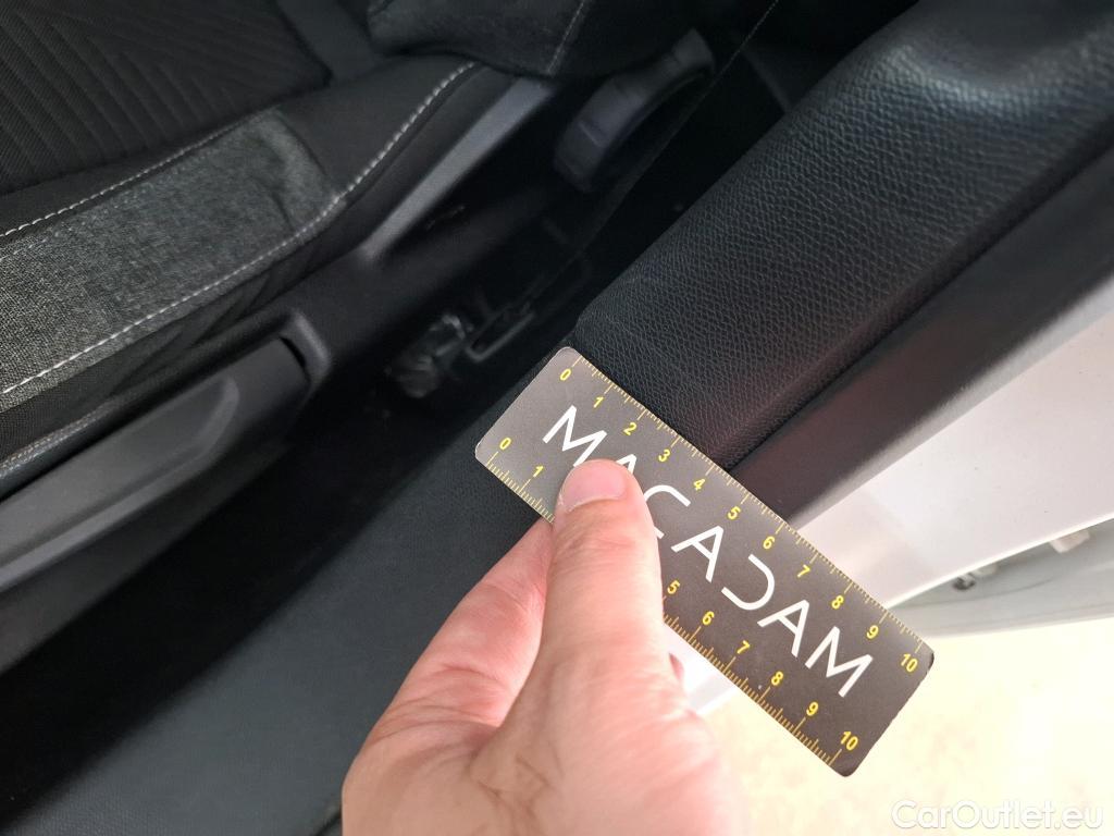  Peugeot  308  Active Pack 1.5 HDi 130CV BVM6 E6d #13