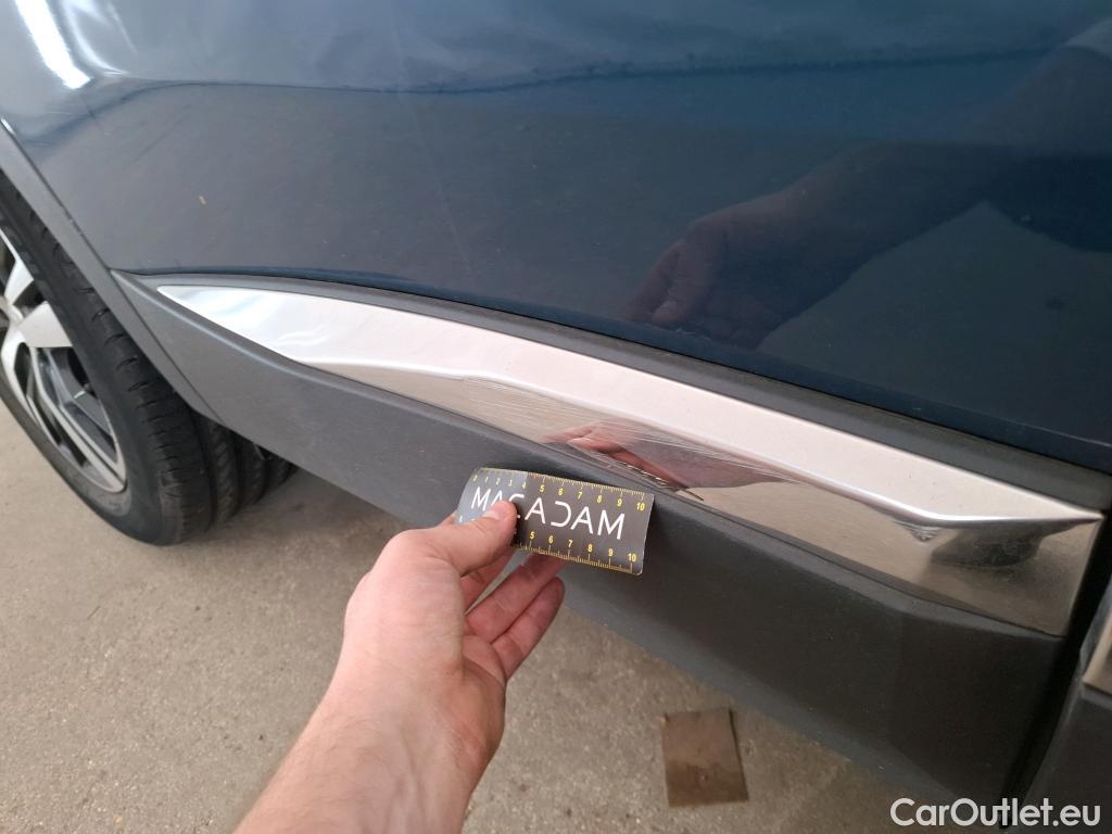  Peugeot  3008 PEUGEOT  / 2020 / 5P / SUV PureTech 130 S&S EAT8 GT #9