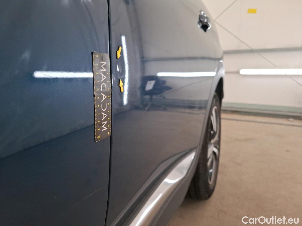  Peugeot  3008 PEUGEOT  / 2020 / 5P / SUV PureTech 130 S&S EAT8 GT #40