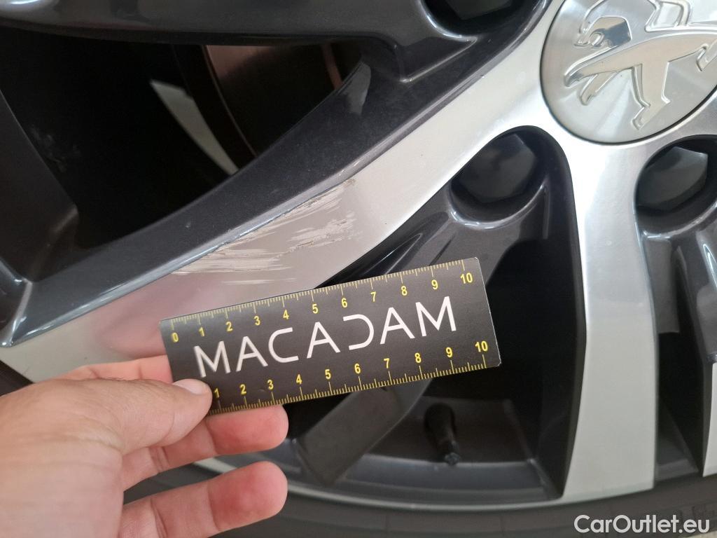  Peugeot  3008  II Allure Pack 1.5 HDi 130CV BVA8 E6d #31