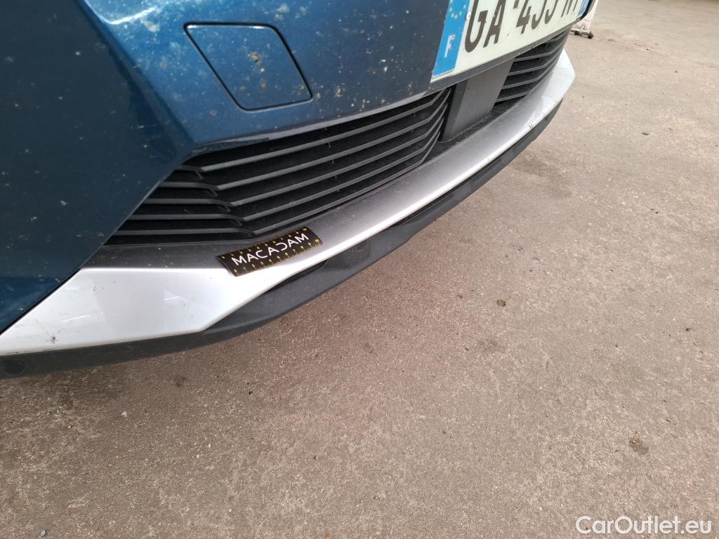  Peugeot  3008 PEUGEOT  / 2020 / 5P / SUV PureTech 130 S&S EAT8 GT #20