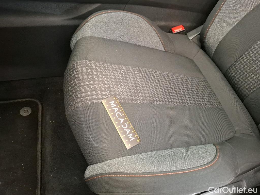  Peugeot  3008  Active Business 1.2 PureTech 130CV BVA8 E6d #18