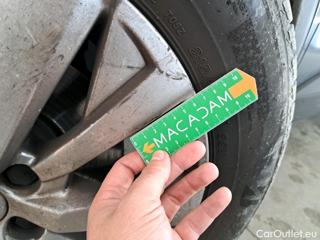  Peugeot  5008  Active Business 1.2 PureTech 130CV BVA8 E6dT #50