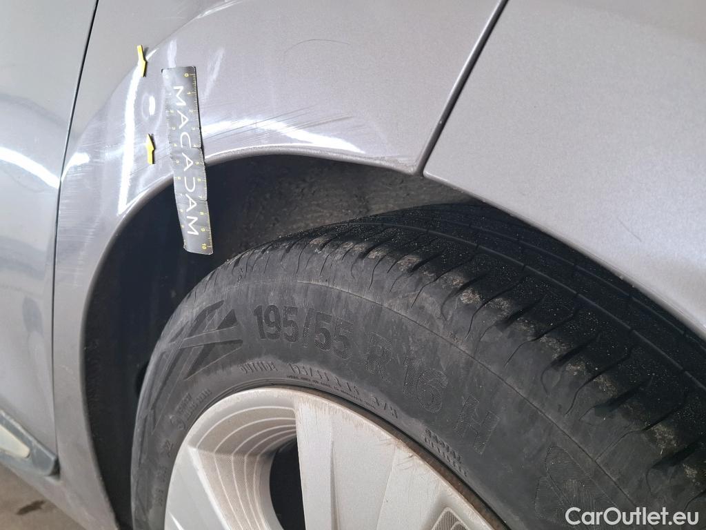  Renault  Clio  IV Business 1.5 dCi 90CV BVM5 E6 #41