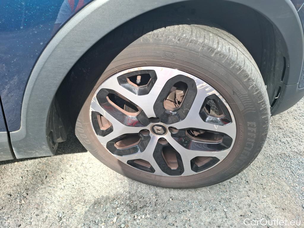  Renault  Captur RENAULT  / 2017 / 5P / Crossover Intens TCe 150 EDC FAP #12