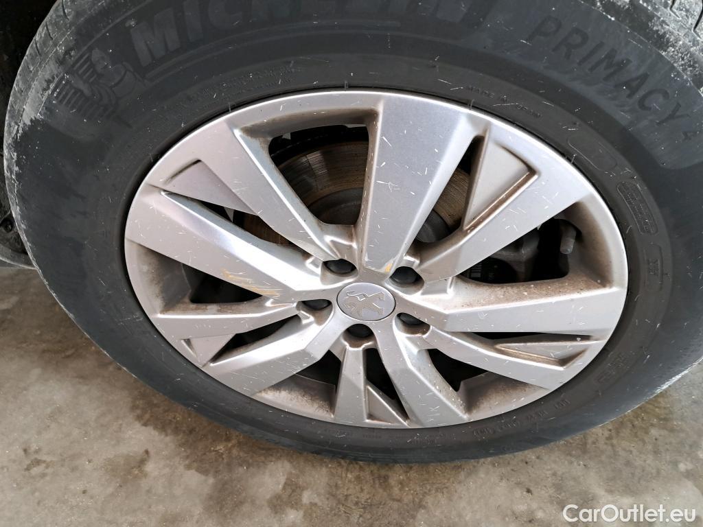  Peugeot  5008  Active Business 1.2 PureTech 130CV BVA8 E6dT #77