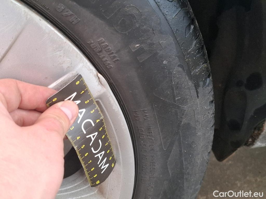  Renault  Clio  IV Business 1.5 dCi 90CV BVM5 E6 #108