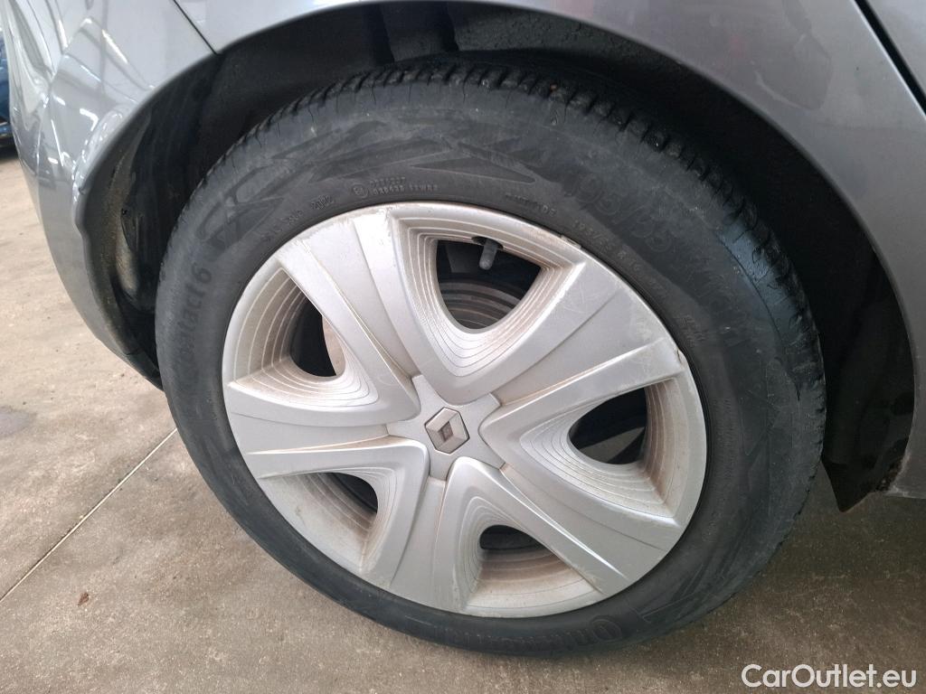  Renault  Clio  IV Business 1.5 dCi 90CV BVM5 E6 #106