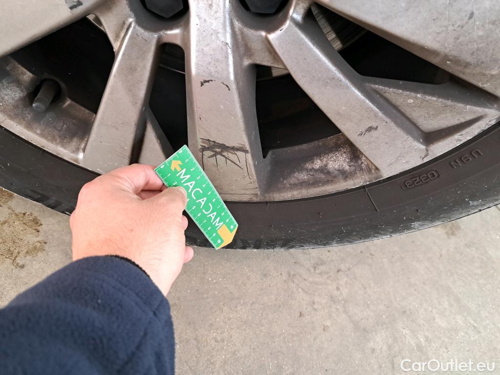  Peugeot  5008  Active Business 1.2 PureTech 130CV BVA8 E6dT #48