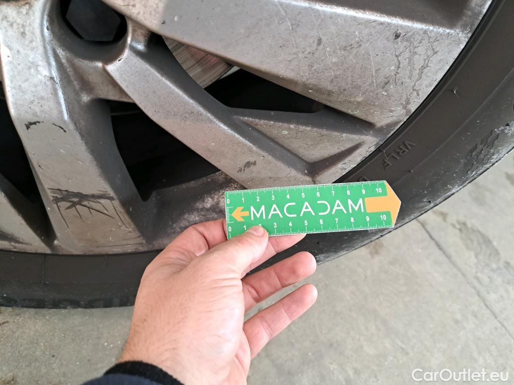  Peugeot  5008  Active Business 1.2 PureTech 130CV BVA8 E6dT #49