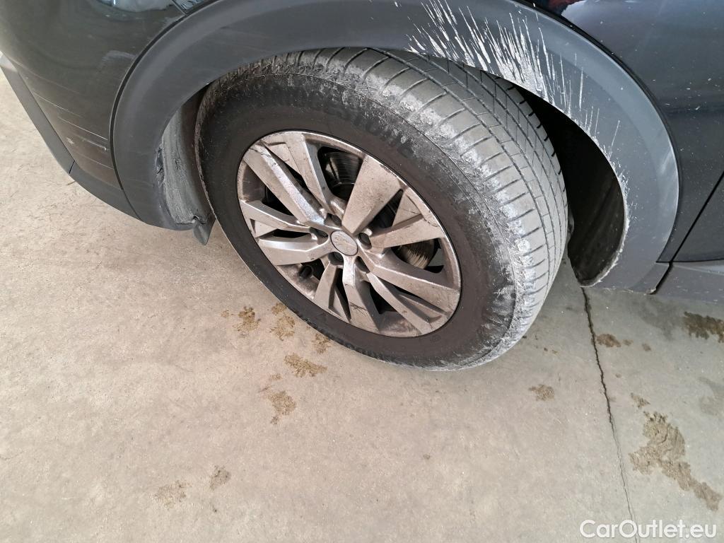  Peugeot  5008  Active Business 1.2 PureTech 130CV BVA8 E6dT #44