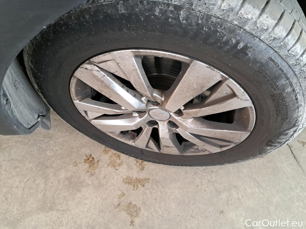  Peugeot  5008  Active Business 1.2 PureTech 130CV BVA8 E6dT #45