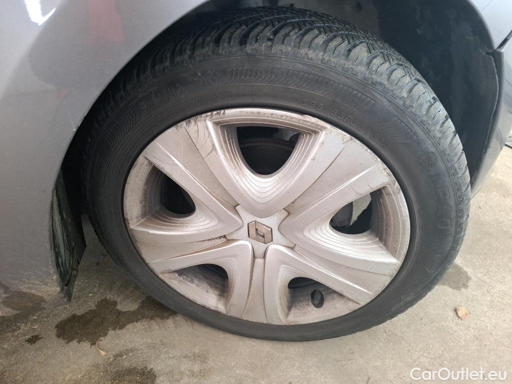  Renault  Clio  IV Business 1.5 dCi 90CV BVM5 E6 #104