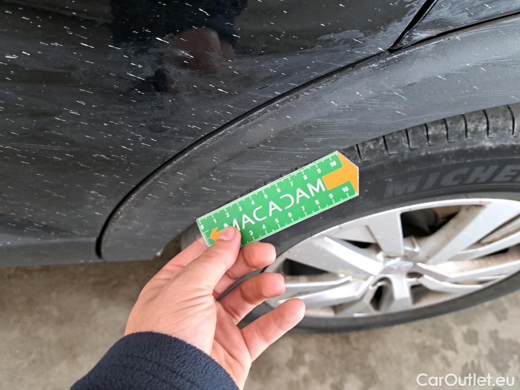  Peugeot  5008  Active Business 1.2 PureTech 130CV BVA8 E6dT #33