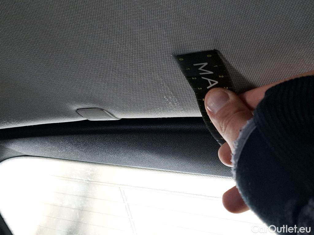  Renault  Megane RENAULT Mégane Berline / 2020 / 5P / Berline evolution Blue dCi 115 #24