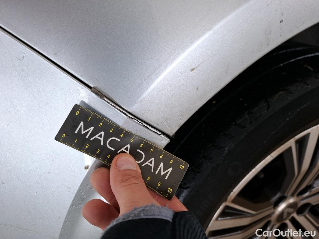  Renault  Megane RENAULT Mégane Berline / 2020 / 5P / Berline evolution Blue dCi 115 #2