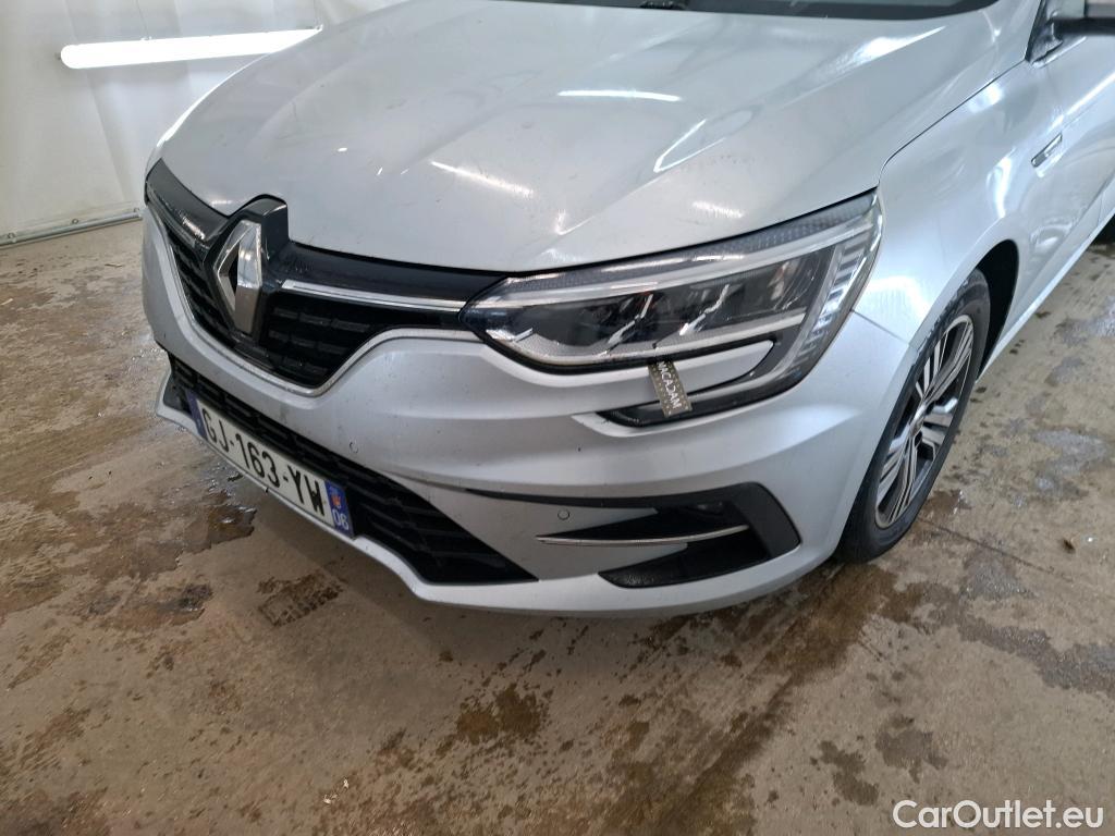  Renault  Megane RENAULT Mégane Berline / 2020 / 5P / Berline evolution Blue dCi 115 #8