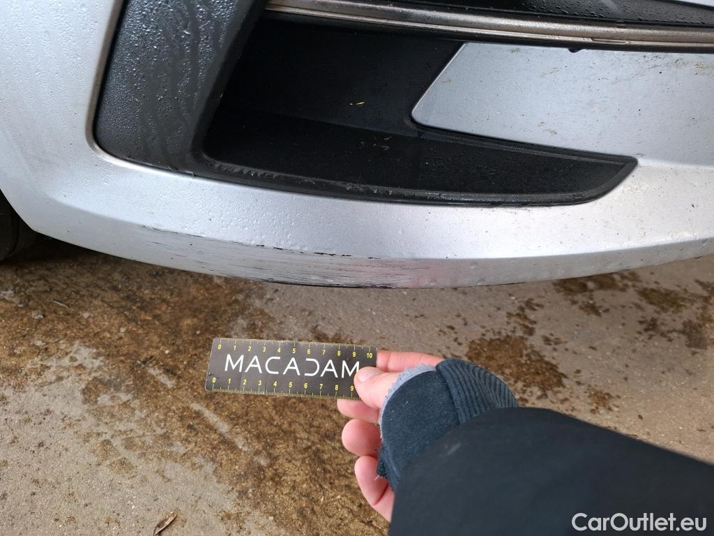  Renault  Megane RENAULT Mégane Berline / 2020 / 5P / Berline evolution Blue dCi 115 #12