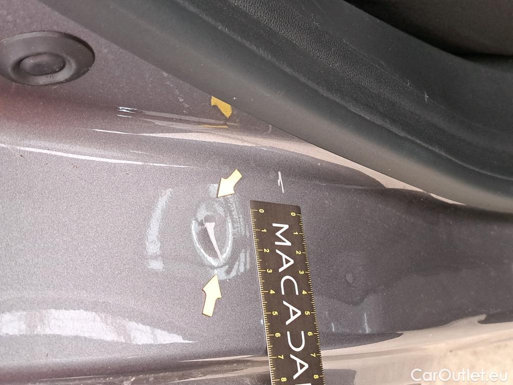  Renault  Captur  II Intens 1.6 E-TECH Plug-in 160CV BVA6 E6d #4