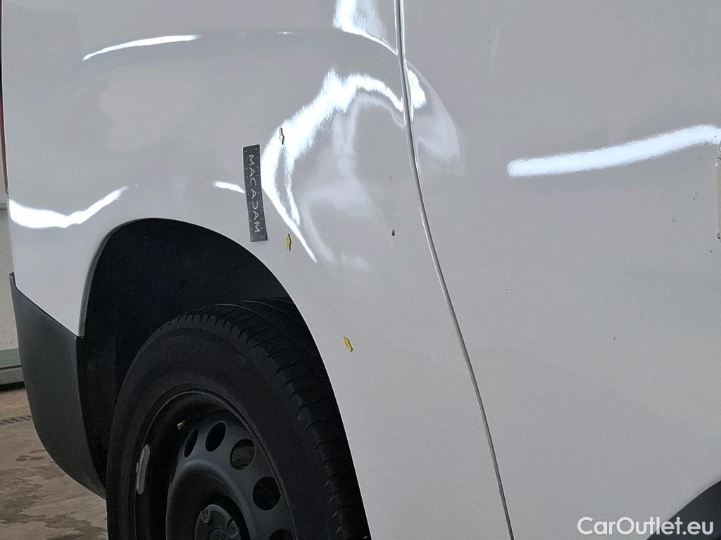  Citroen  Berlingo  Fourgon Driver XL 950 1.5 BlueHDi 100CV BVM5 E6dT #24