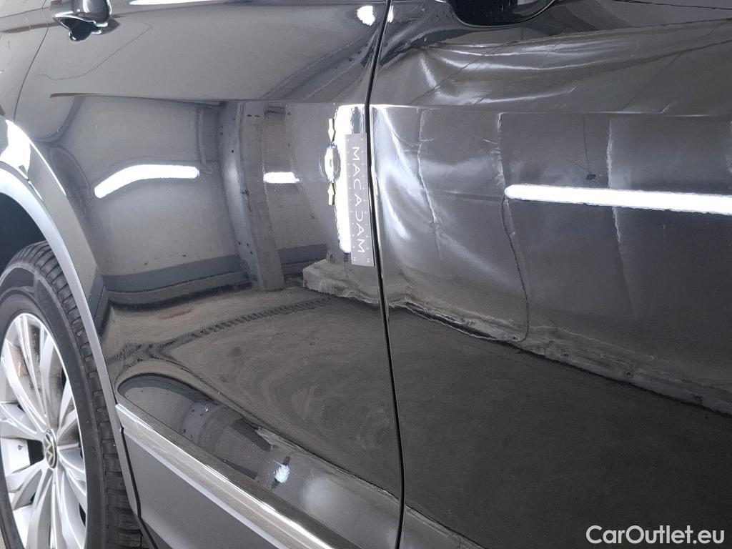  Volkswagen  Tiguan VOLKSWAGEN  / 2020 / 5P / SUV 1.5 TSI 150 DSG7 Life Busines #12