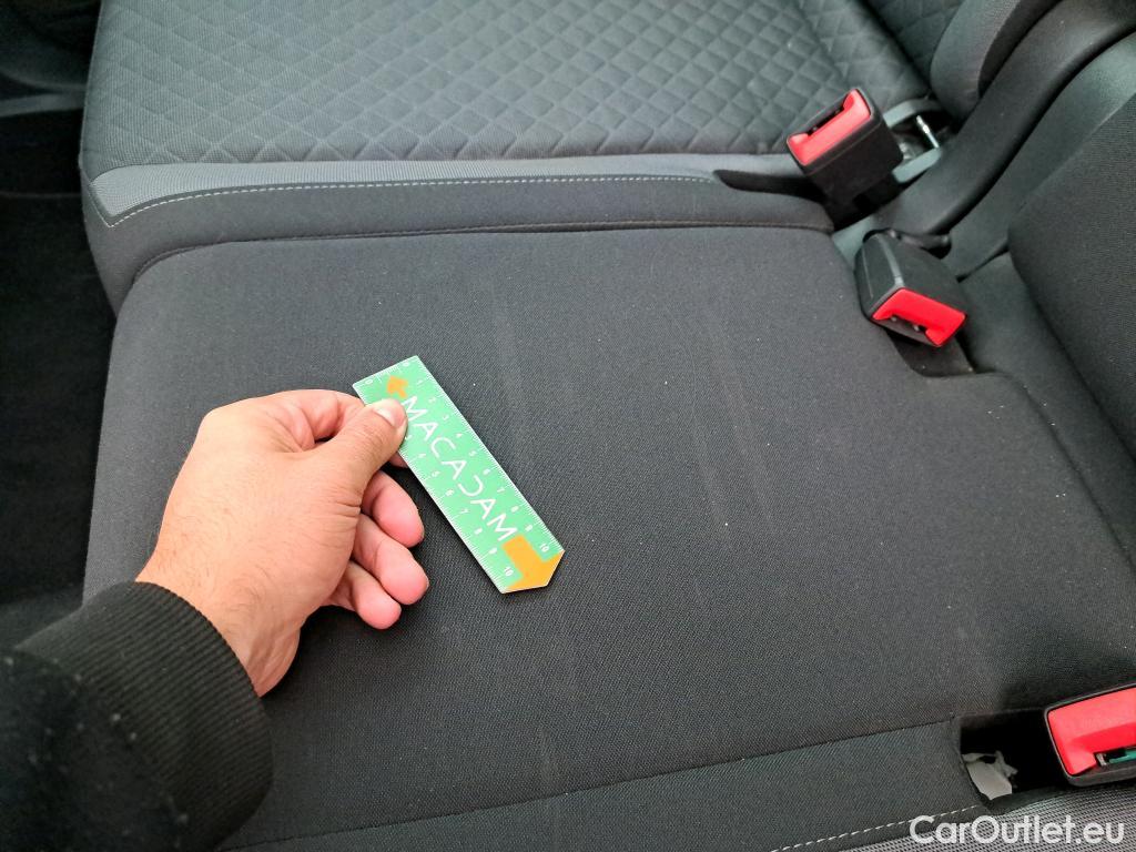  Volkswagen  Tiguan VOLKSWAGEN  / 2016 / 5P / SUV 1.5 TSI 150 EVO DSG7 Confortline #22