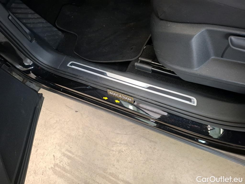  Volkswagen  Tiguan VOLKSWAGEN  / 2020 / 5P / SUV 1.5 TSI 150 DSG7 Life Busines #9