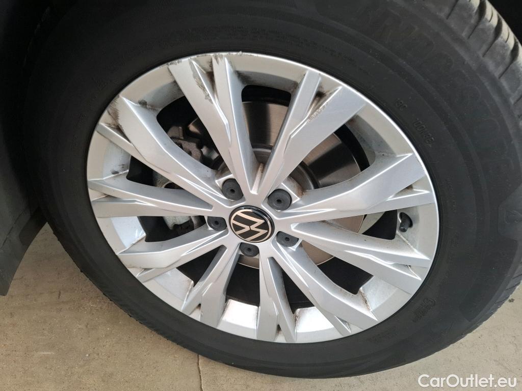  Volkswagen  Tiguan VOLKSWAGEN  / 2020 / 5P / SUV 1.5 TSI 150 DSG7 Life Busines #2