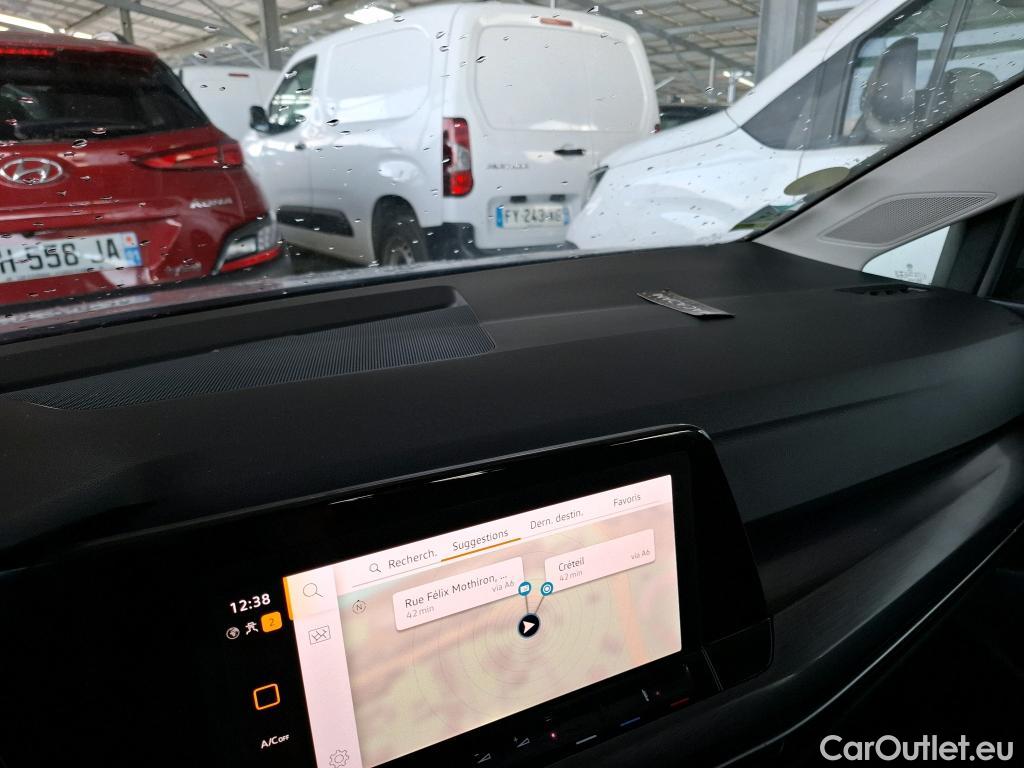  Volkswagen  Golf  VIII Berline Style 1st 2.0 TDI 150CV BVA7 E6dT #5