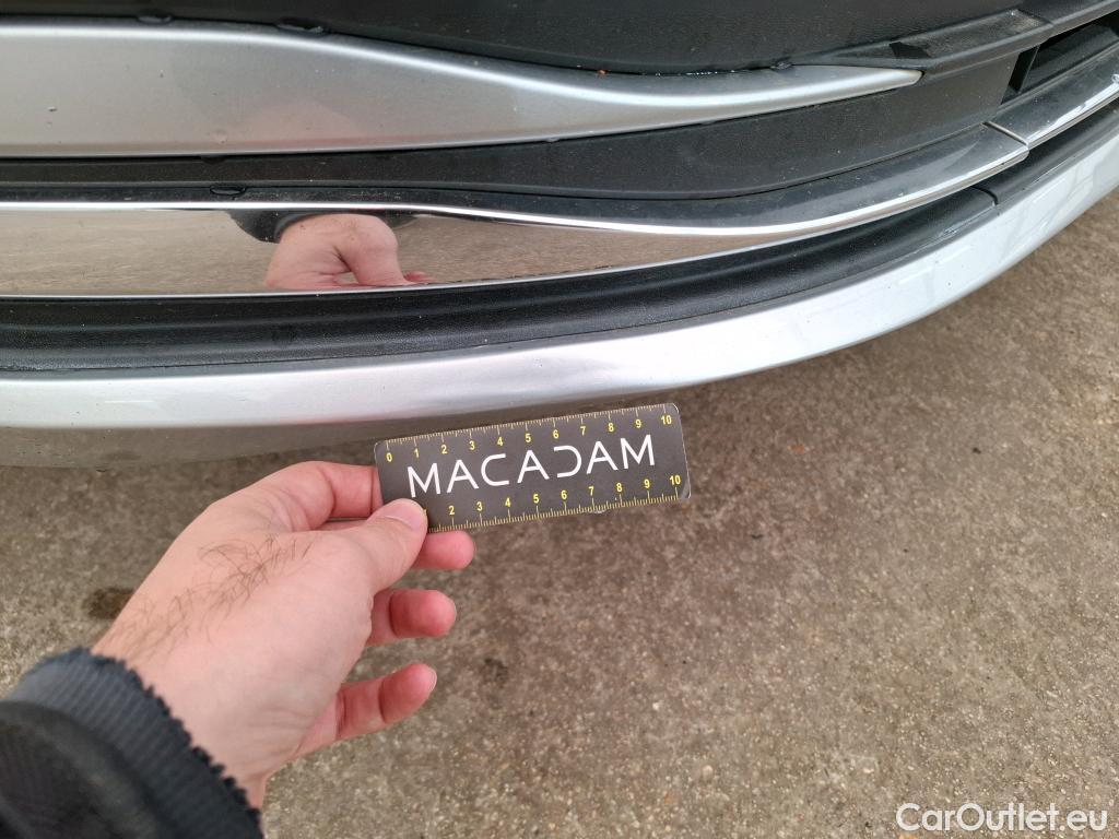  Volkswagen  Golf  VIII Berline Style 1st 2.0 TDI 150CV BVA7 E6dT #2