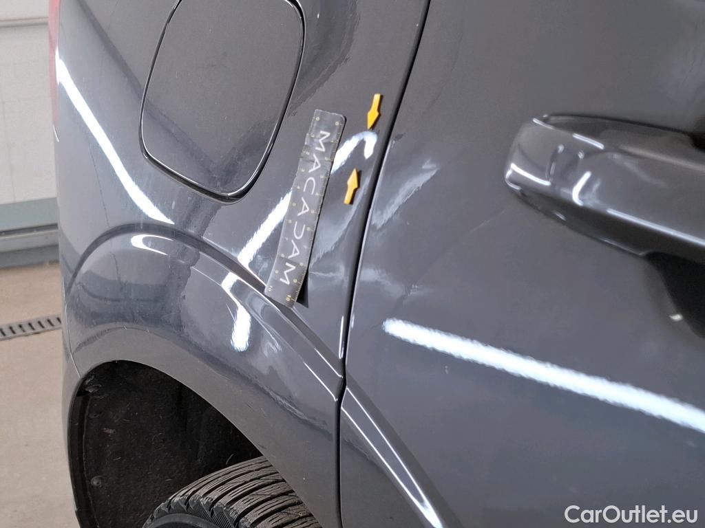  Volvo  XC60 VOLVO   2021  5P  SUV B4 AWD 197 Geartro 8 Inscrip Luxe #15