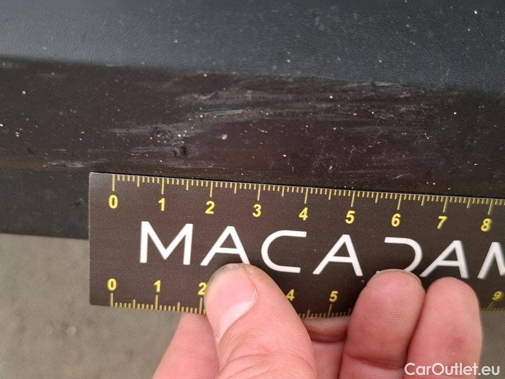  Citroen  C3 CITROEN  Société VU 5p Berline BlueHDi 100 SandS BVM Feel Nav #26