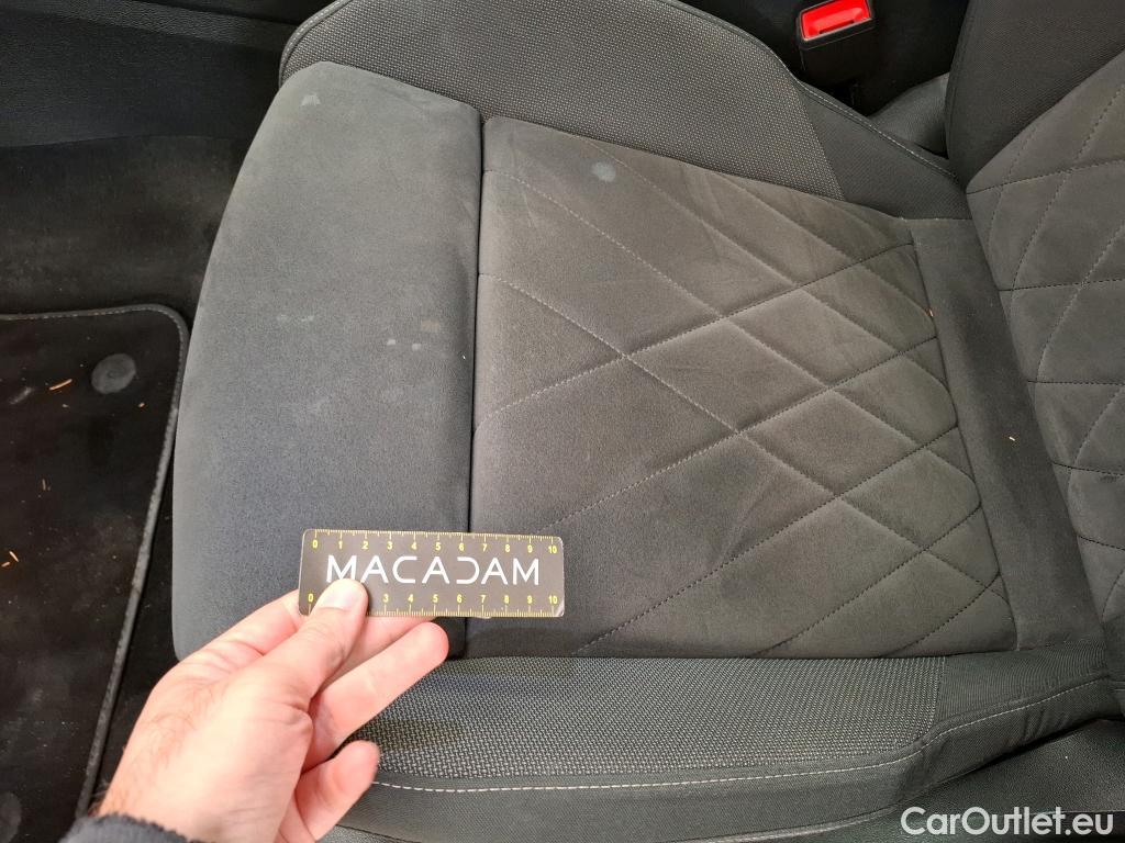  Volkswagen  Golf  VIII Berline Style 1st 2.0 TDI 150CV BVA7 E6dT #21