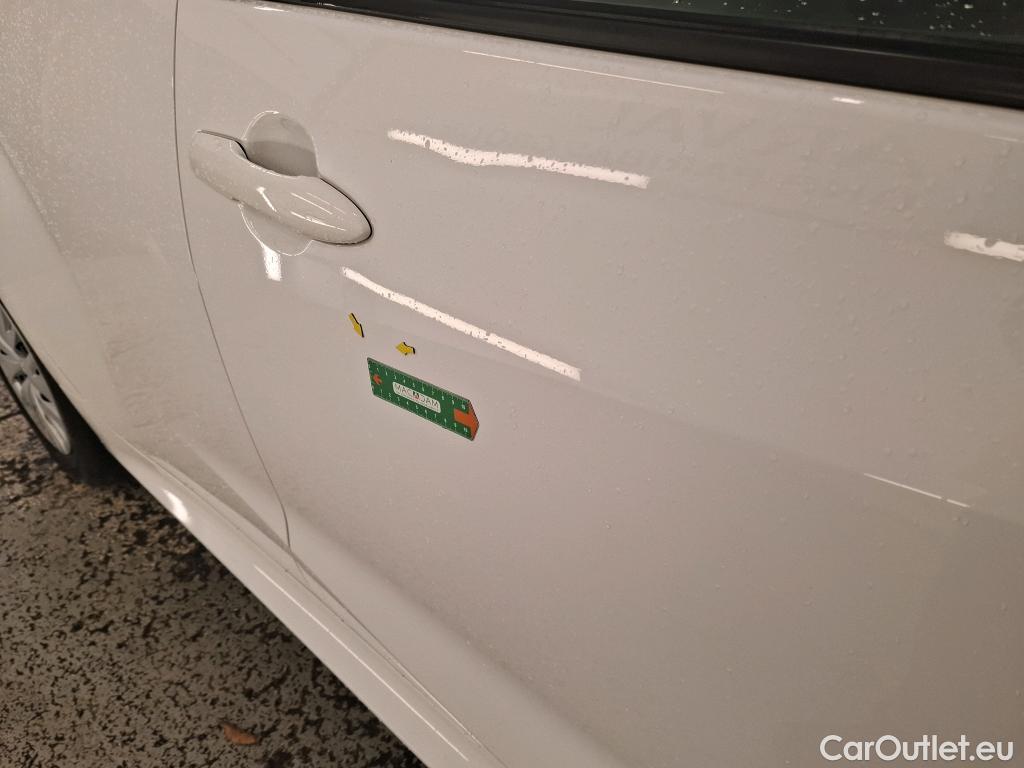  Toyota  Yaris TOYOTA  Hybride / 2019 / 5P / Berline Hybride 116h France Business Stage Acad #4