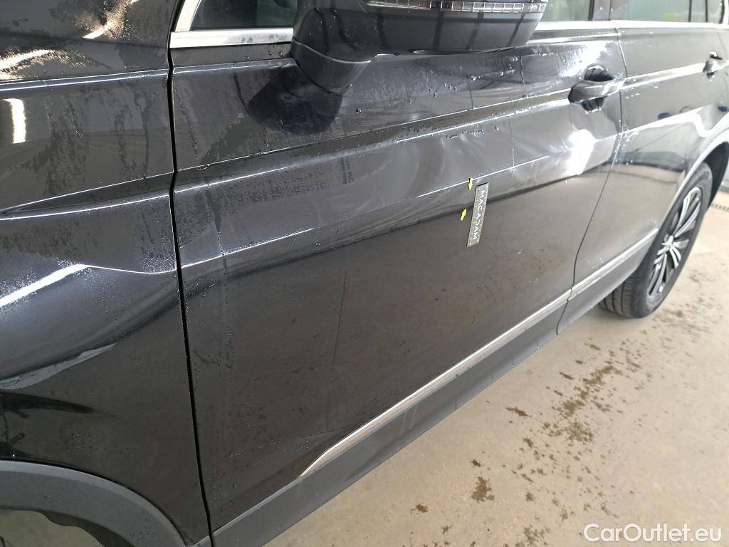  Volkswagen  Tiguan VOLKSWAGEN  5p SUV 1.5 TSI 150 EVO DSG7 Carat Exclusive #3