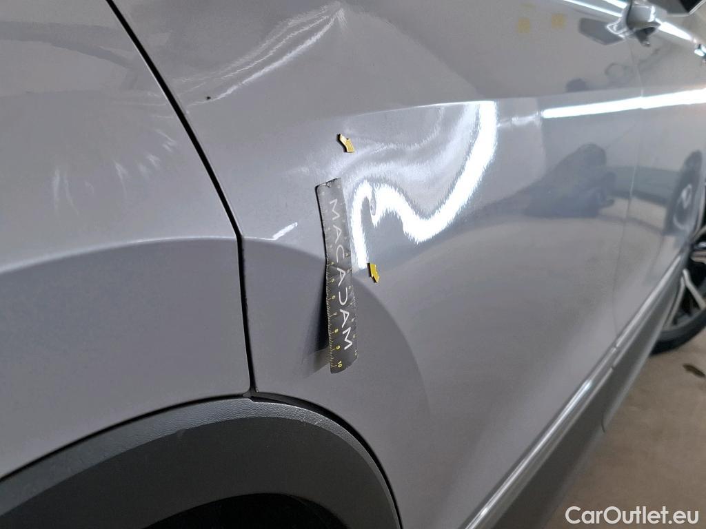  Volkswagen  Tiguan VOLKSWAGEN  Allspace / 2017 / 5P / SUV 2.0 TDI 150 DSG7 Confortline Business #27