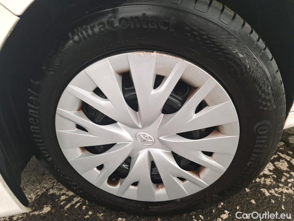  Toyota  Yaris TOYOTA  Hybride / 2019 / 5P / Berline Hybride 116h France Business Stage Acad #6