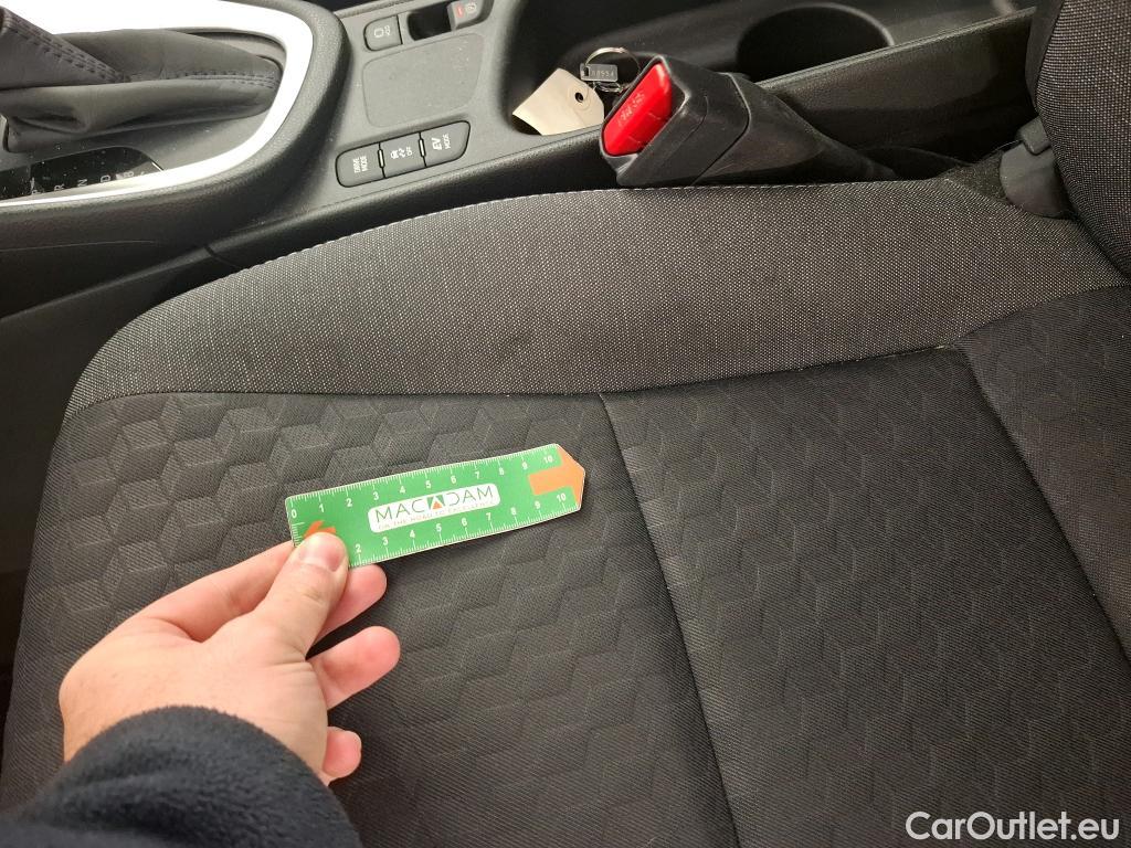  Toyota  Yaris TOYOTA  Hybride / 2019 / 5P / Berline Hybride 116h France Business Stage Acad #11