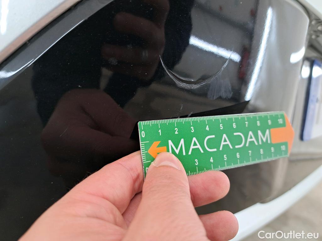  Toyota  Corolla TOYOTA  / 2018 / 5P / Berline Hybride 122h Design #3