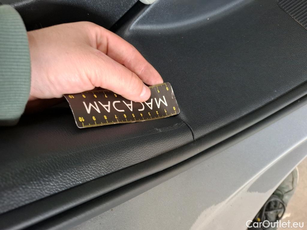  Volkswagen  Tiguan VOLKSWAGEN  Allspace / 2017 / 5P / SUV 2.0 TDI 150 DSG7 Confortline Business #21